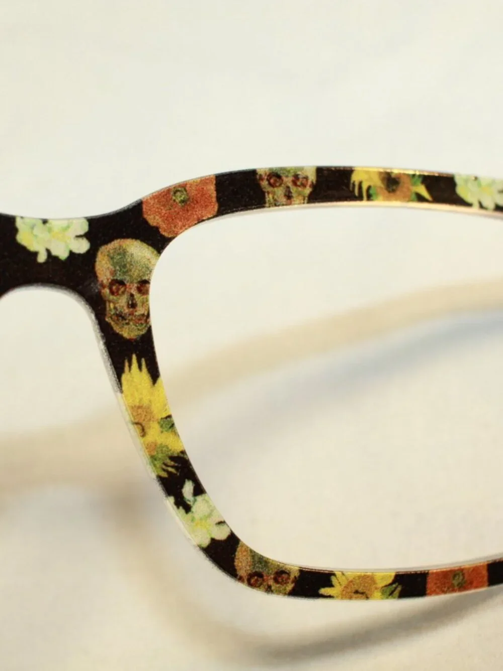 Pair Eyewear Set of 5 Multicolor - Skulls/Sparkle -Genuine LARKIN Frame Toppers
